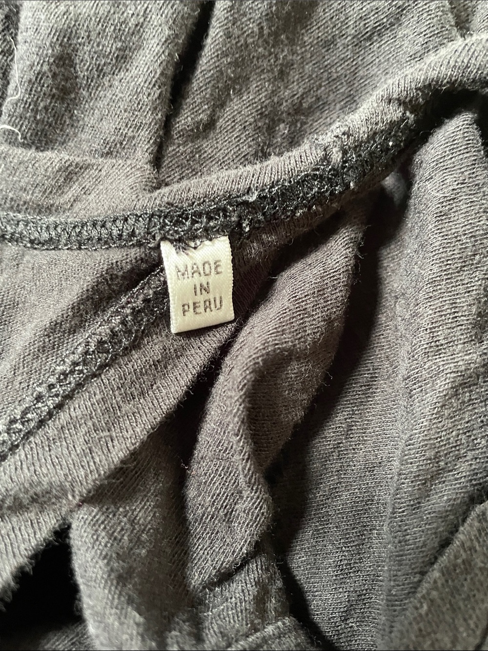 Vince Black Sleeveless Racerback Tank Top. Size Large - Picture 4 of 4
